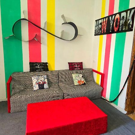 Colors Hostel Tbilisi ภายนอก รูปภาพ