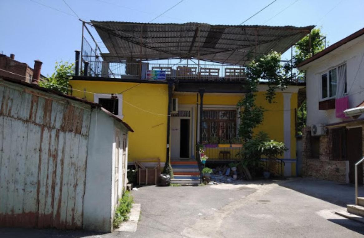 Colors Hostel Tbilisi ภายนอก รูปภาพ