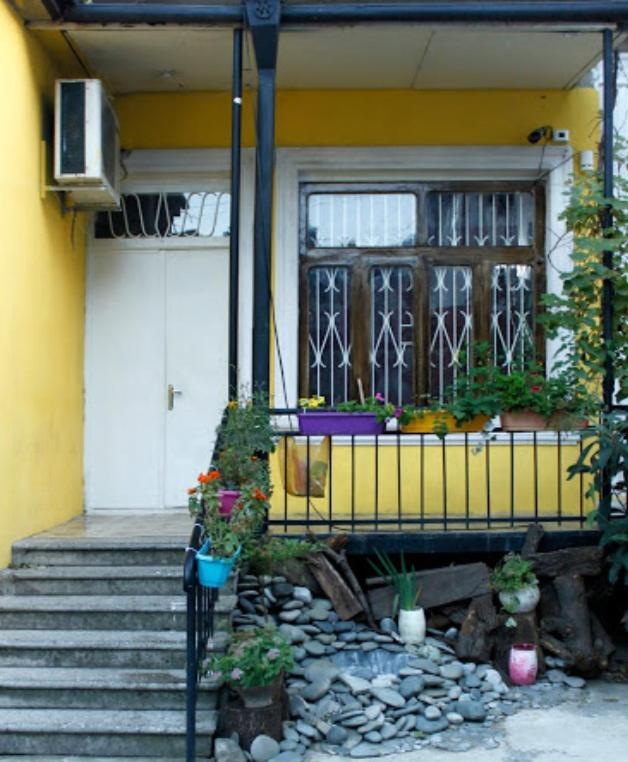 Colors Hostel Tbilisi ภายนอก รูปภาพ