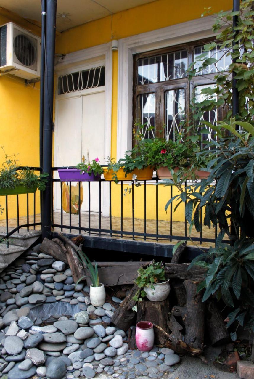 Colors Hostel Tbilisi ภายนอก รูปภาพ