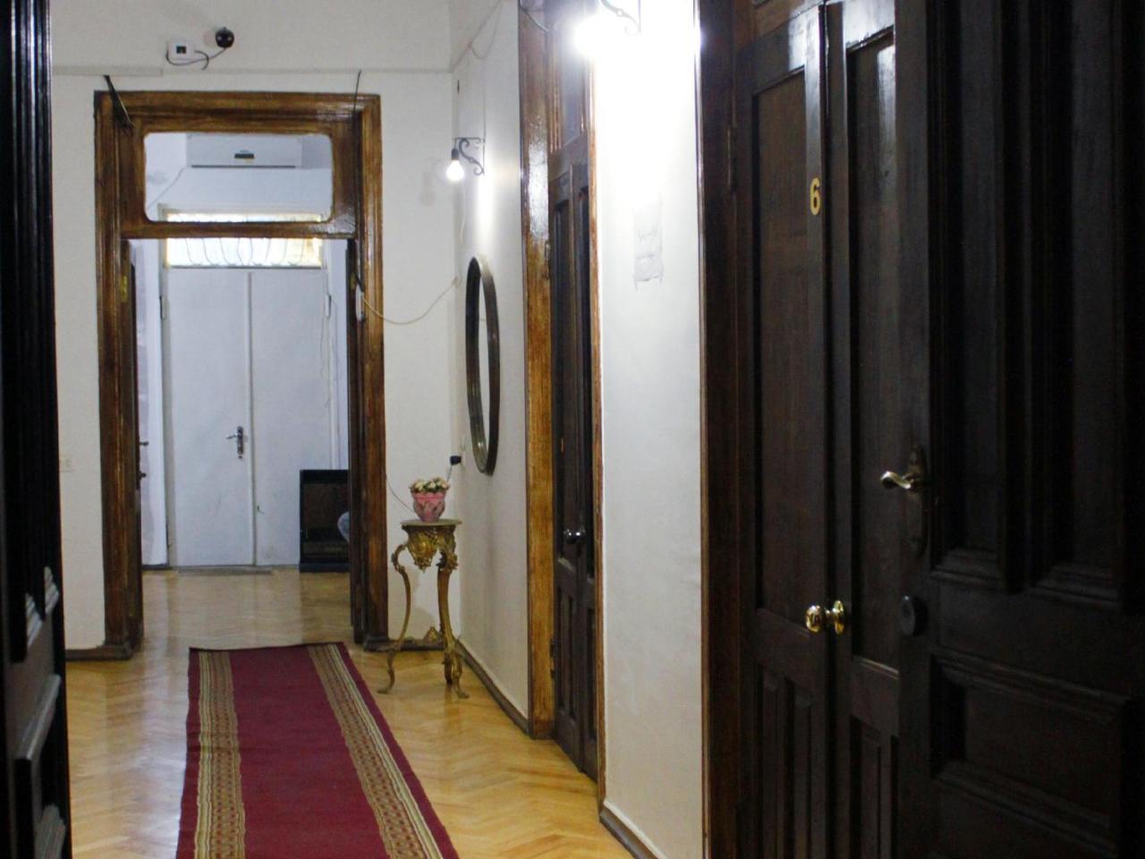 Colors Hostel Tbilisi ภายนอก รูปภาพ