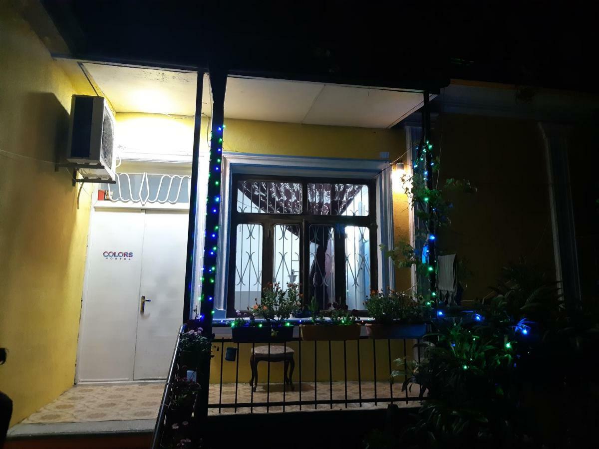 Colors Hostel Tbilisi ภายนอก รูปภาพ