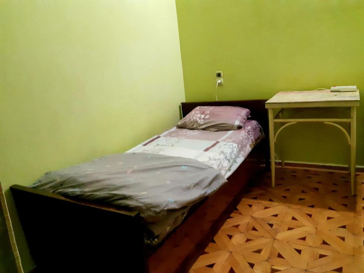 Colors Hostel Tbilisi ภายนอก รูปภาพ